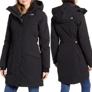 The North Face - Outer Boroughs Faux Fur Trim 550 Fill Power Down Parka